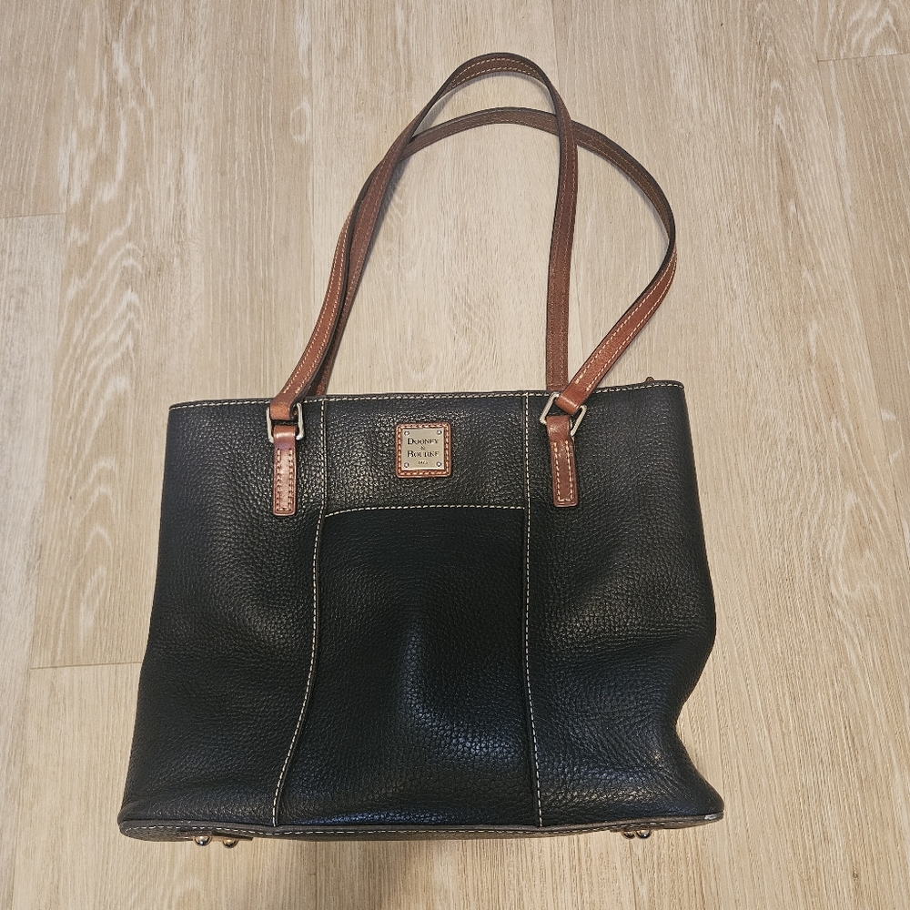 Dooney & Bourke Lexington Pebble Grain Shoulder Bag - Black